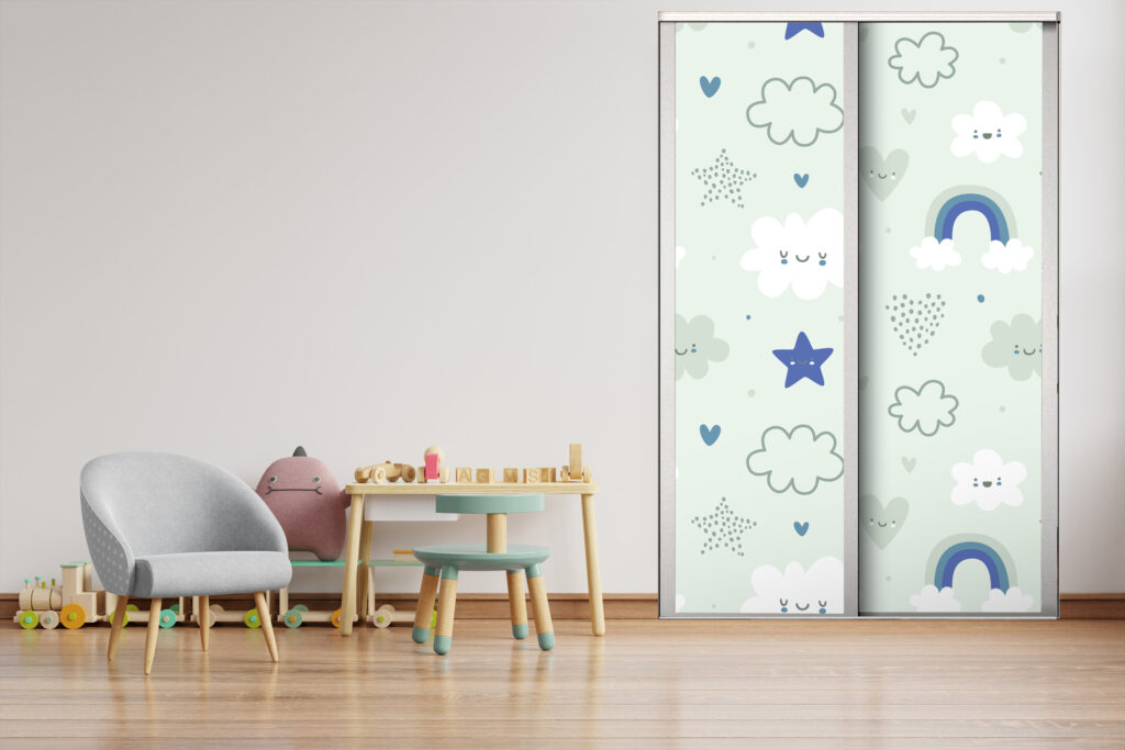 tapisserie rapositionnable nuage enfantin sur mesure façades placard enfant