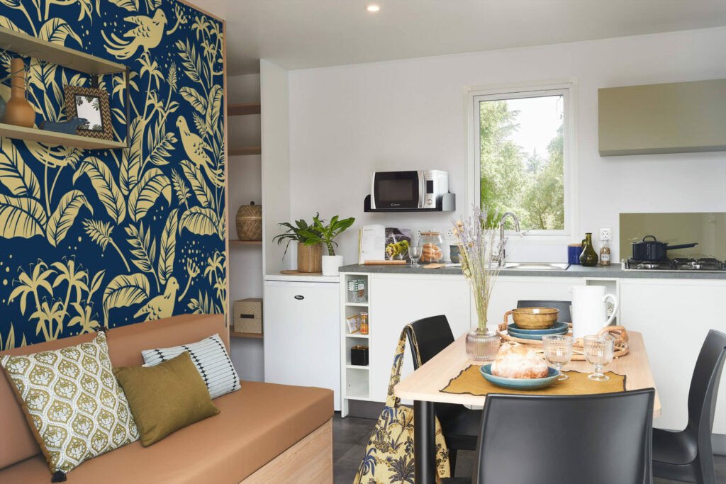 collection fresque à encoller jungle oiseau perroquet tropical sur mesure pas cher mobil-home salon