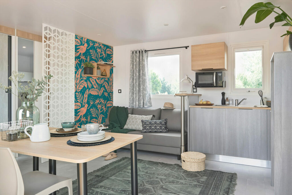 collection fresque à encoller jungle oiseau perroquet tropical sur mesure pas cher mobil-home pièce de vie