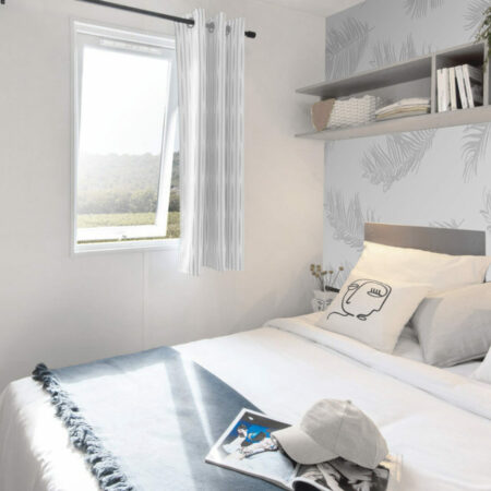 tapisserie à encoller pleine de douceur et design sur mesure livraison rapide chambre parentale gris