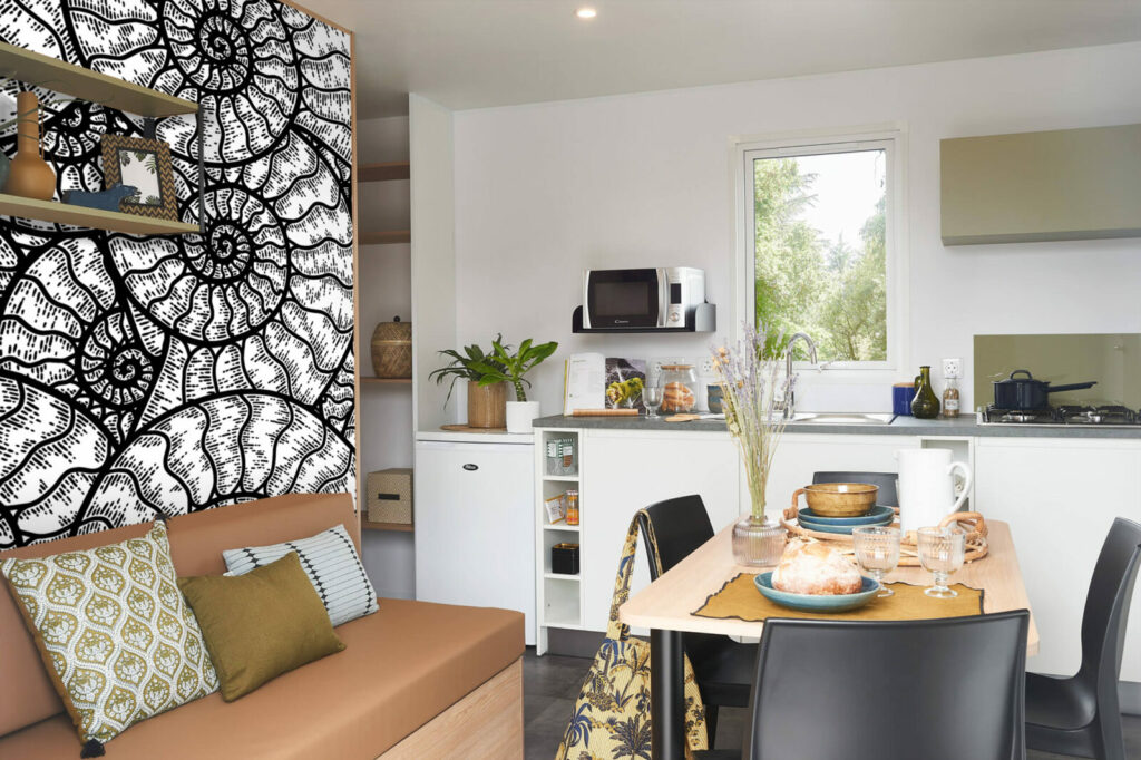 Papier peint à encollé pas cher audacieux escargot mobil home noir et blanc