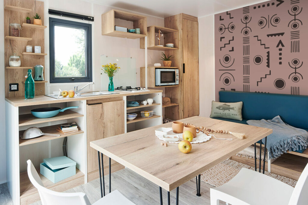 tapisserie a encoller murale motif ethnique moins cher wellpaper mobil home salle à manger rose et marron